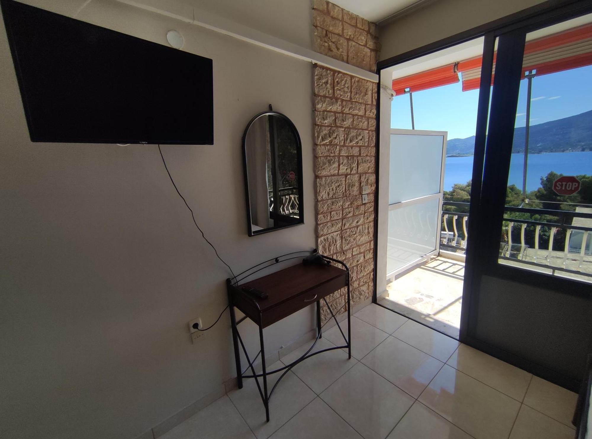 Lions 2 Studios & Apartments, Poros Island. Poros Town المظهر الخارجي الصورة